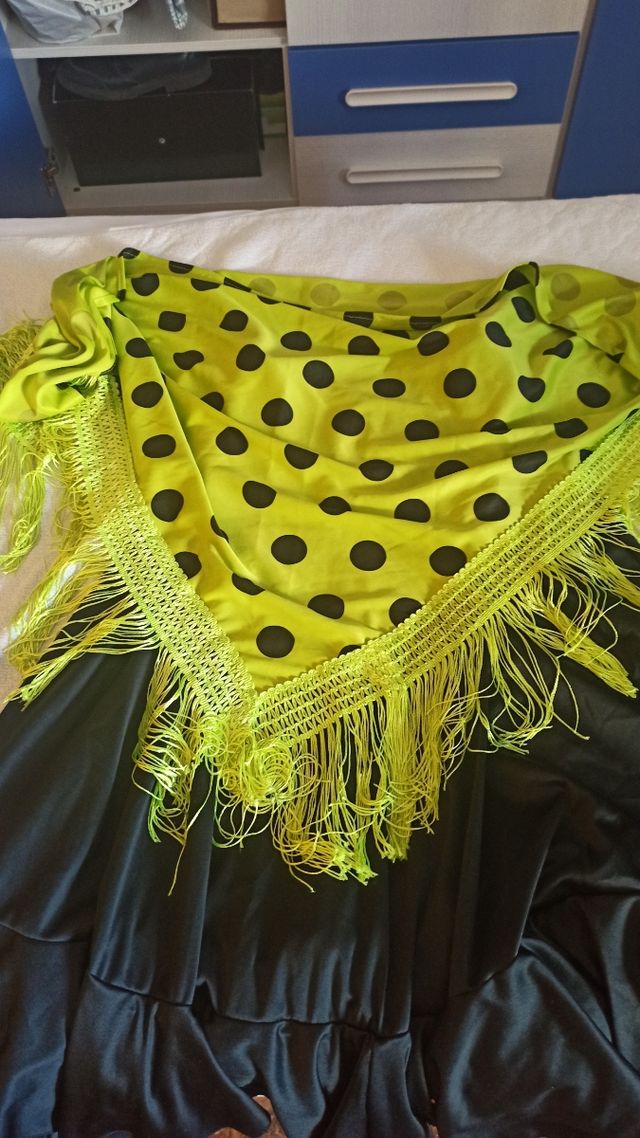 Falda y mantón flamenca - Negra y Verde
