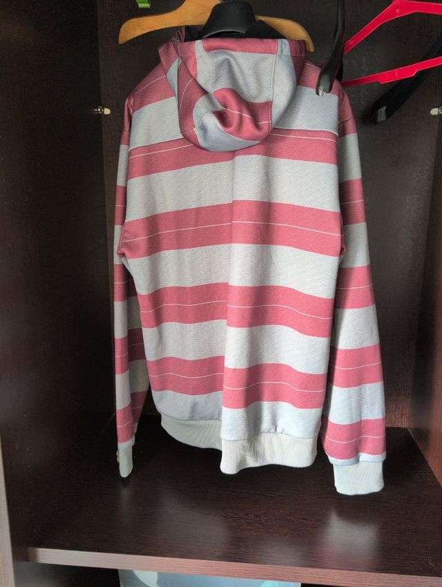 Chaqueta BURTON con capucha a rayas