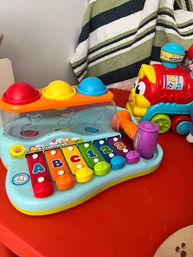 Juguetes educativos bebé