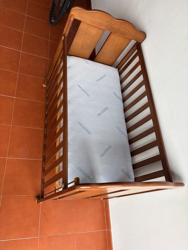 Cuna bebé incluye colchón