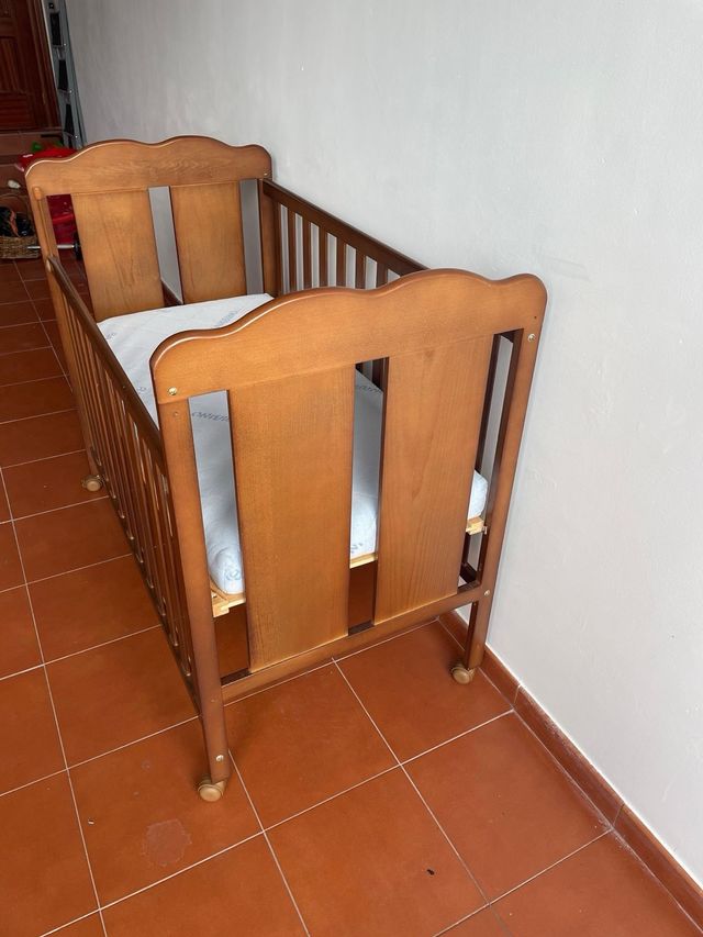 Cuna bebé incluye colchón