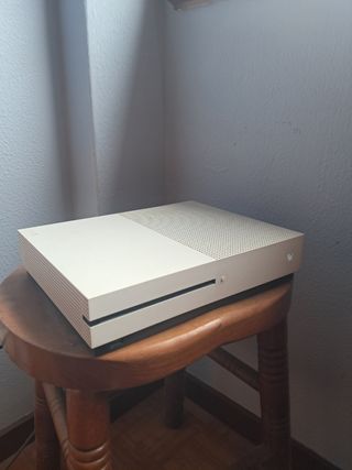 Xbox One 500GB Blanca + 6 Juegos