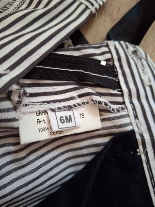 2 pantaloncini bimbo Chicco Microbe 6-9 mesi