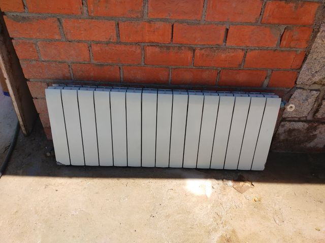 Radiadores de agua (3 uds.) - Blancos