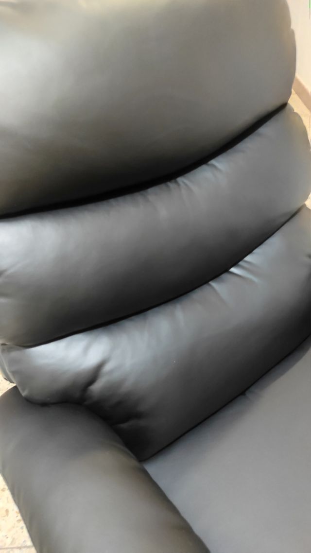 Poltrona da massaggio reclinabile