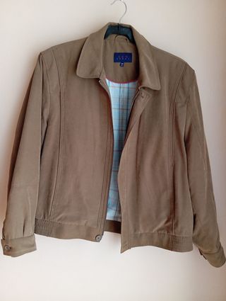 Cazadora marrón Talla 54