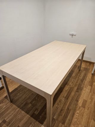 Mesa Comedor Extensible color madera natural clara