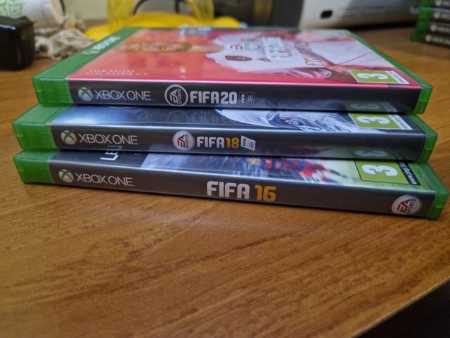 FIFA 16, 18, 20 - Xbox One
