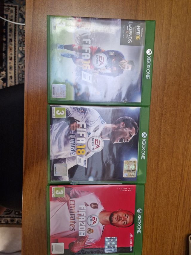 FIFA 16, 18, 20 - Xbox One