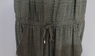 Mono verde caqui talla 38