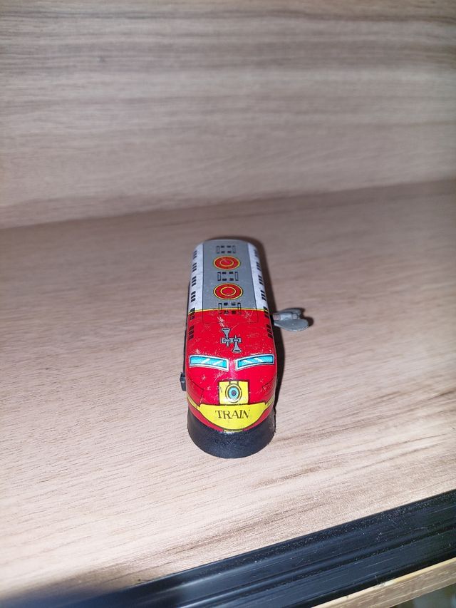 Tren locomotora juguete metálico