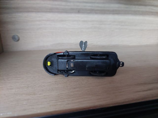 Tren locomotora juguete metálico