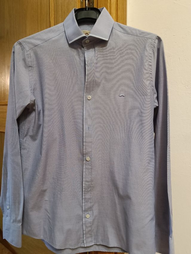 Traje azul marino + camisa