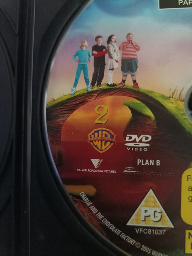 Película DVD Charlie y la Fábrica de Chocolate
