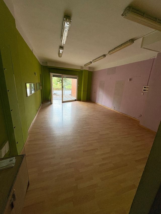 LOCAL ALQUILER PL ESPAÑA 4 SABADELL