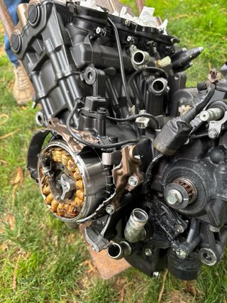 Motor CBR 650R 2021 para despiece – Bloque roto
