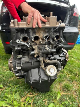 Motor CBR 650R 2021 para despiece – Bloque roto
