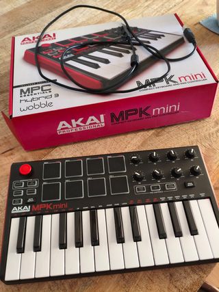 Akai MPK mini Teclado