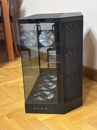 NZXT H9 Flow RGB Plus - Torre PC