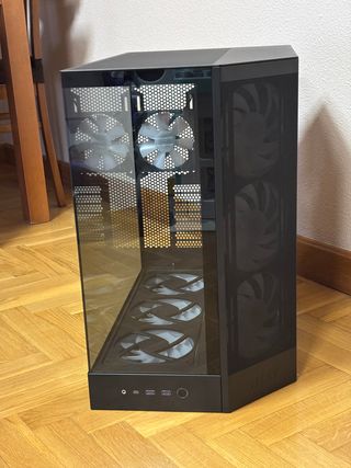 NZXT H9 Flow RGB Plus - Torre PC