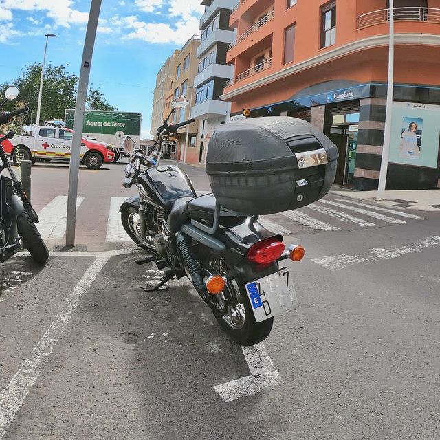 Moto Suzuki Marauder 2005