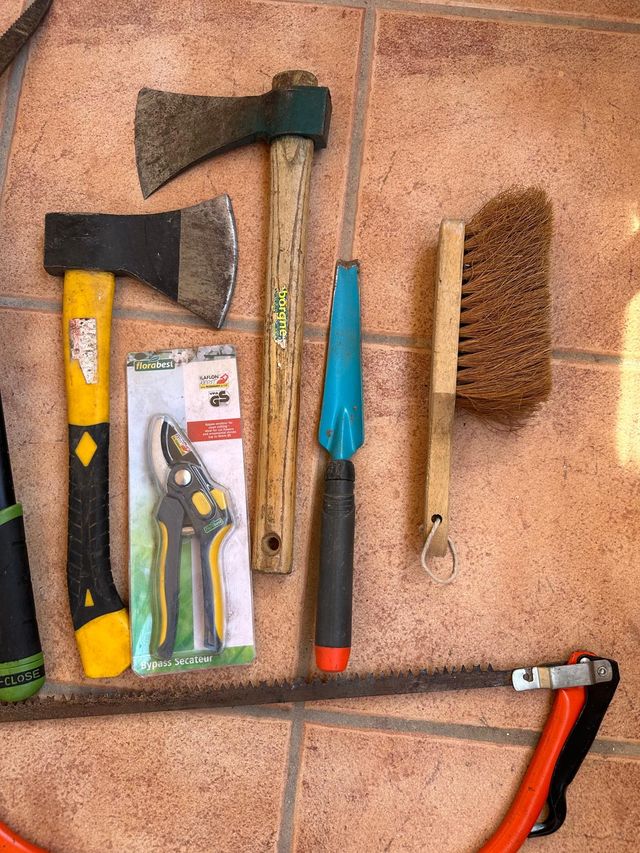 Herramientas jardín usadas