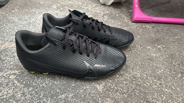 Botas Nike Mercurial Fútbol - Negras