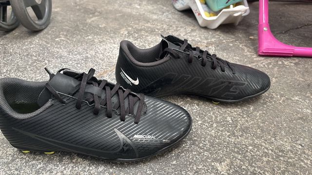Botas Nike Mercurial Fútbol - Negras