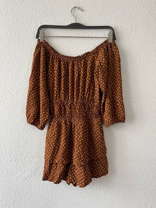 Vestido Pull&Bear marrón - hombros descubiertos