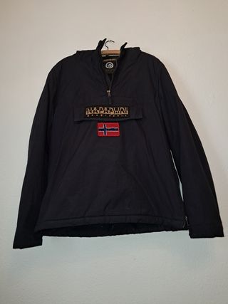 Cazadora Napapijri negra - Talla M
