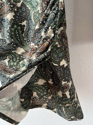 Vestido Pull&Bear estampado paisley