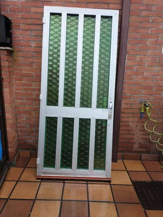 Puerta aluminio segunda mano 