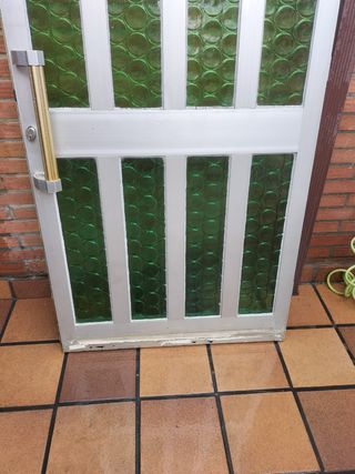 Puerta aluminio segunda mano 