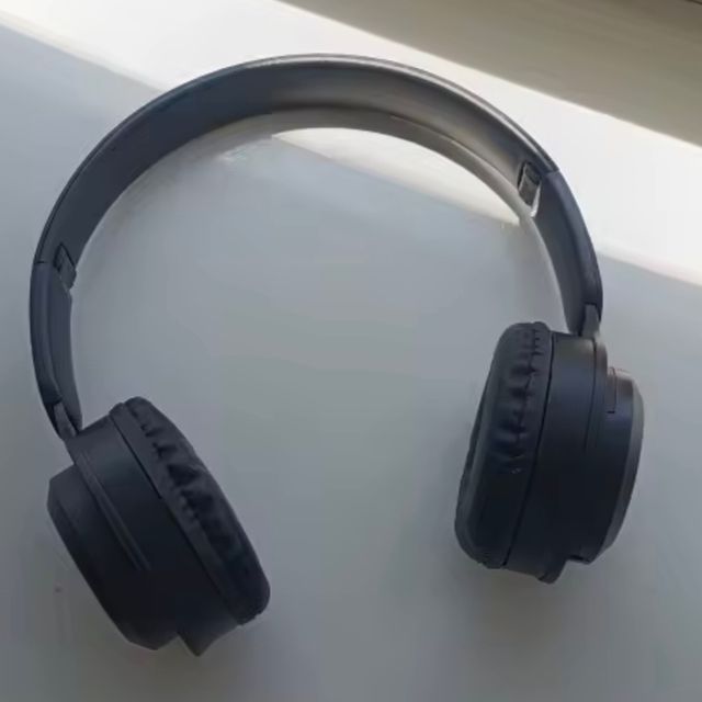 Auriculares Bluetooth negros