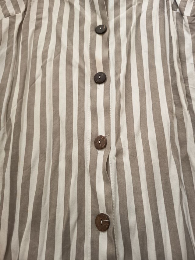 Vestido rayado beige y blanco