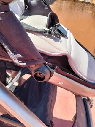 Carro bebé completo (está sucio de estar guardado)