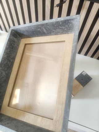 Marco y portavelas rústico