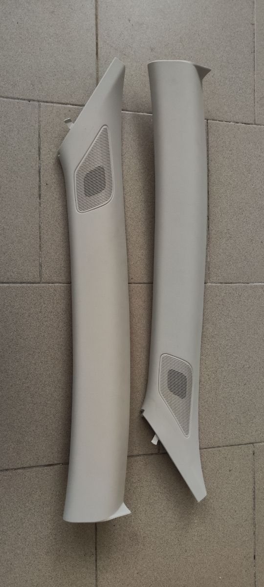 Montanti anteriori Clio 5