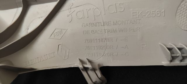 Montanti anteriori Clio 5