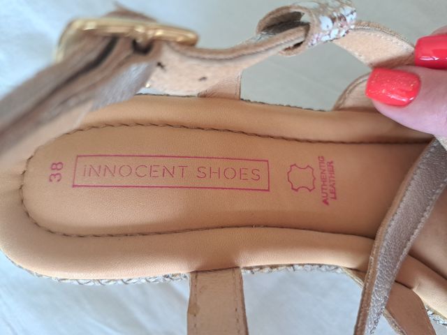 Sandálias em pele  Innocent Shoes 38 - Bege/Prata