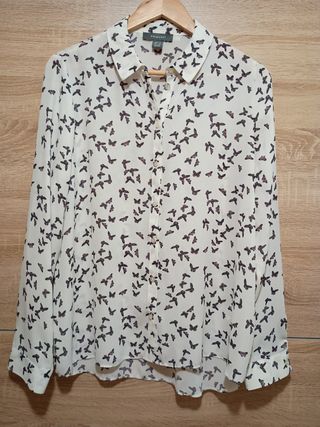 Blusa manga larga estampada 