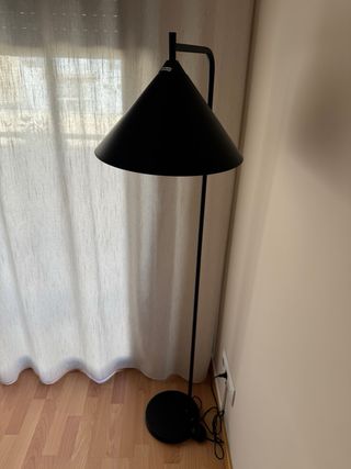 Lámpara pie Sklum