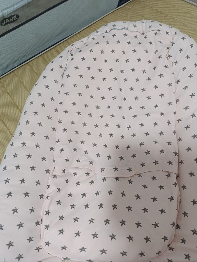 Nido bebé recién nacido