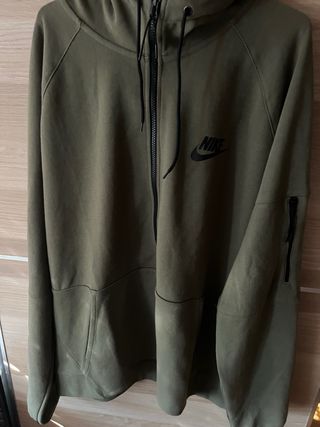 Sudadera Nike SB verde oliva
