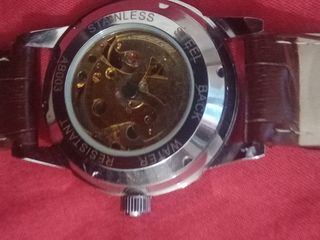 Reloj de pulsera antiguo