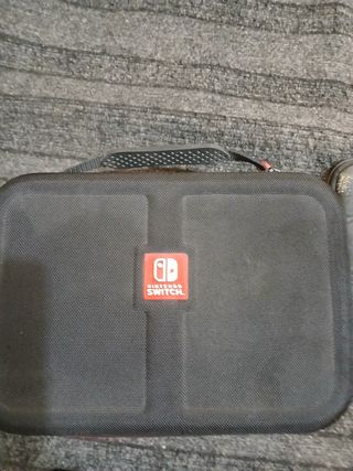 Nintendo Switch + accesorios