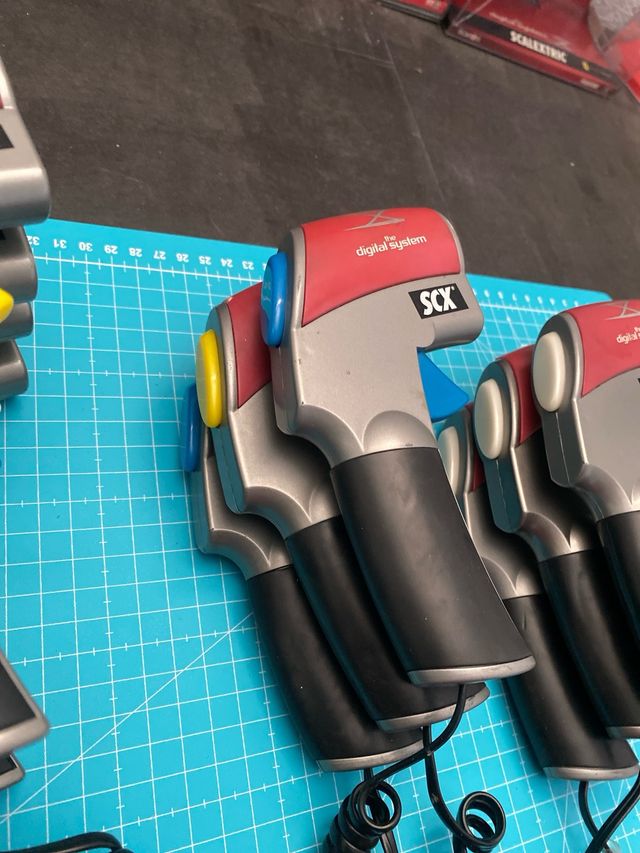 Mandos Scalextric Digital System