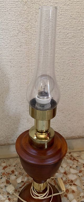 Pie de lámpara madera