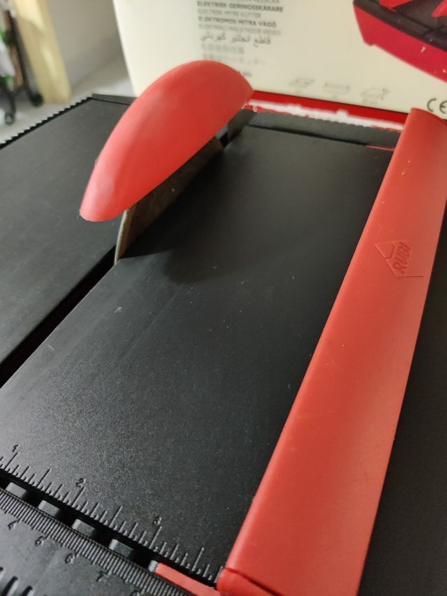 Cortadora de cerámica al agua Rubi ND-125