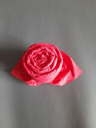 Rosa artigianale carta